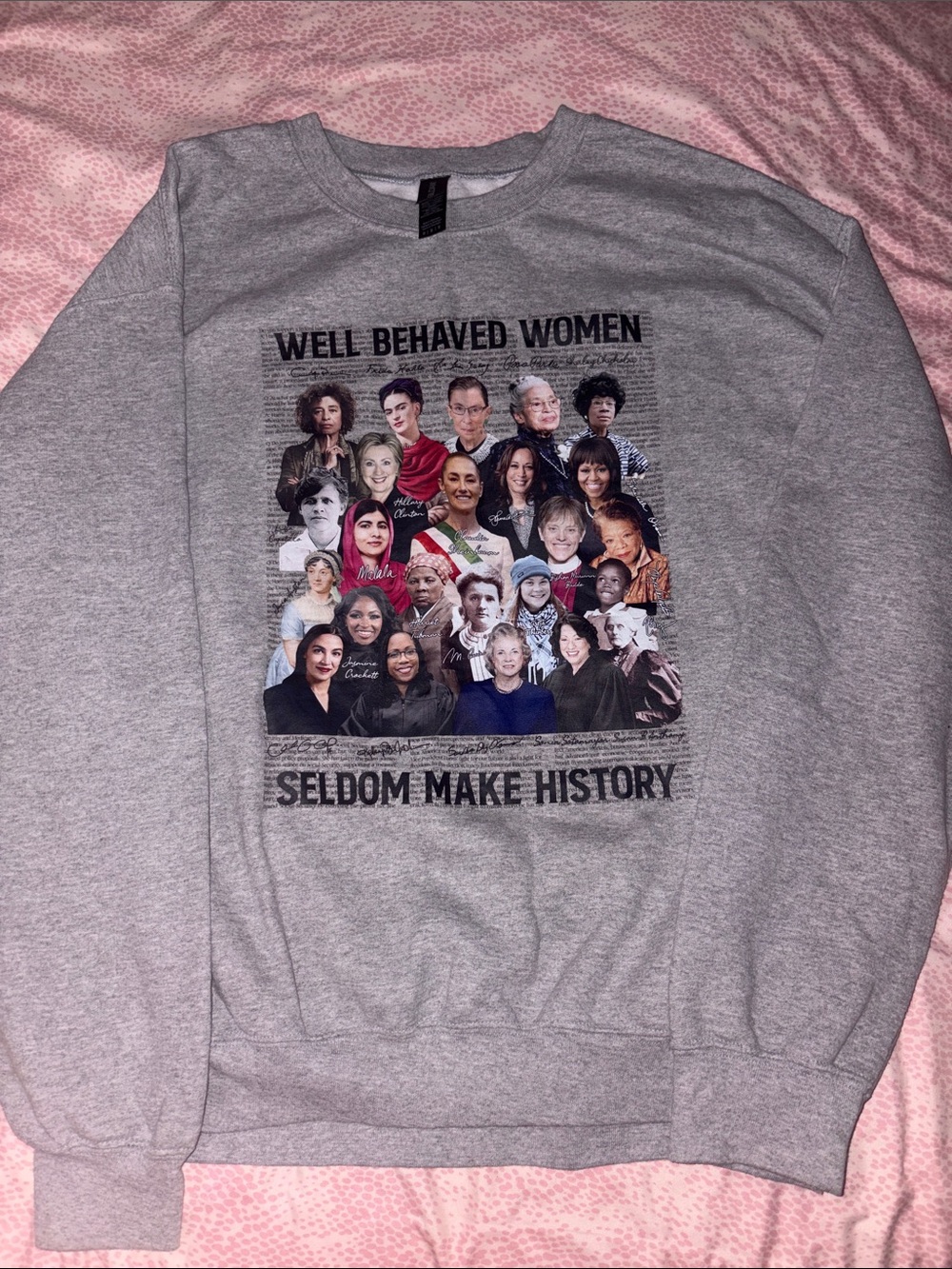 Graphic Sweatshirt - Women